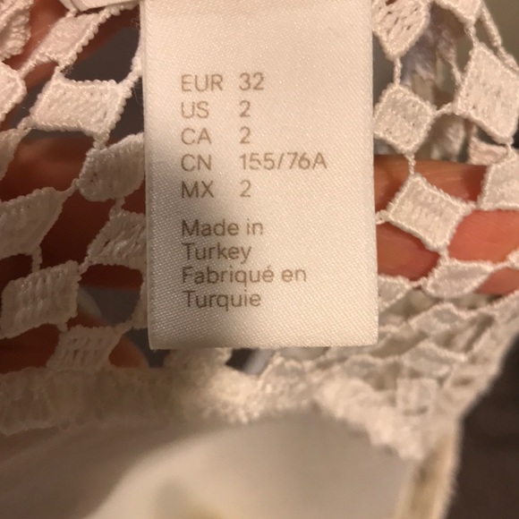 H&M Flutter Top - Picture 8 of 8